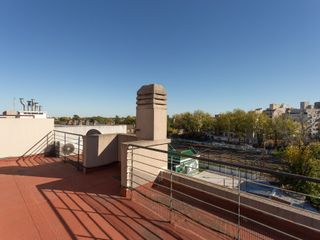 DEPARTAMENTO 3 AMBIENTES  VENTA CASTELAR COCHERA