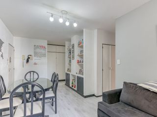 Venta departamento 3 ambientes-luminoso- La Boca.