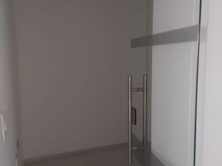 Foto 5 de oficina en venta en bosque de pinos-usaquén. Cod V50838
