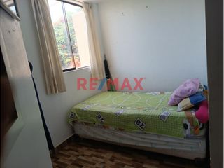 Foto 12 de 🏡 Vive con estilo y seguridad en la Residencial La Alameda de Paiján.

Primer Piso:
🛋️Sala 
🍽️Comedor
🍲Cocina concepto abierto
 🛏️ 1Dormitorio c