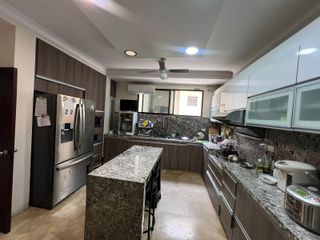 Foto 20 de VENTA CASA ESQUINERA URB. LA PUNTILLA (RS)