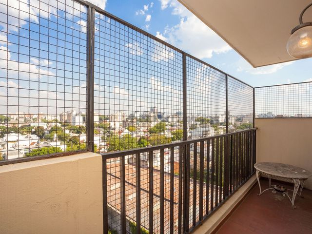 VENTA DEPARTAMENTO 4 AMB + DEP ESPACIO GUARDACOCHE
