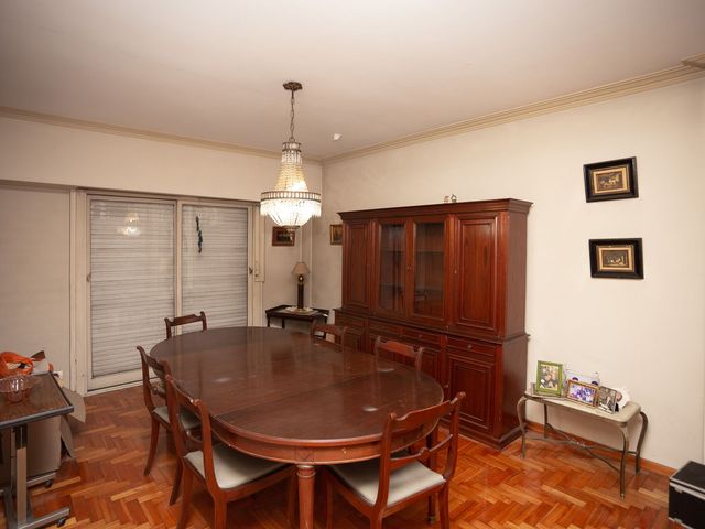 VENTA DEPARTAMENTO 4 AMB + DEP ESPACIO GUARDACOCHE