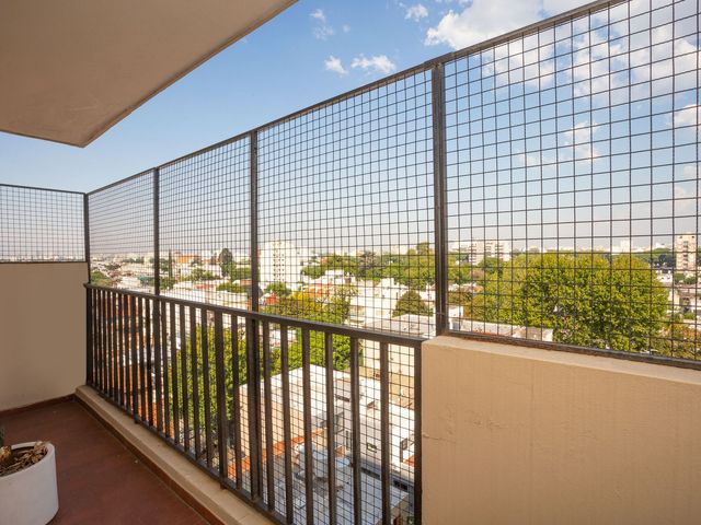 VENTA DEPARTAMENTO 4 AMB + DEP ESPACIO GUARDACOCHE
