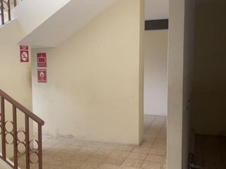 Foto 5 de Locales Comerciales en Alquiler La Garzota