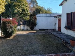Foto 28 de Oportunidad Desarrollistas Venta Casa a Reciclar 4 dormitorios z/CPC en Arguello U$S110.000.
