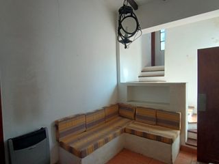 Foto 20 de Oportunidad Desarrollistas Venta Casa a Reciclar 4 dormitorios z/CPC en Arguello U$S110.000.