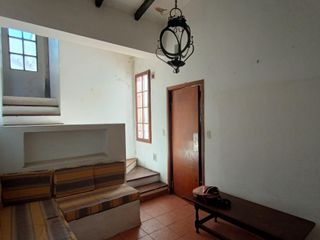 Foto 23 de Oportunidad Desarrollistas Venta Casa a Reciclar 4 dormitorios z/CPC en Arguello U$S110.000.