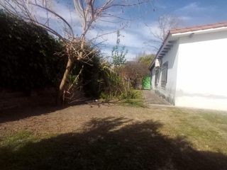 Foto 13 de Oportunidad Desarrollistas Venta Casa a Reciclar 4 dormitorios z/CPC en Arguello U$S110.000.