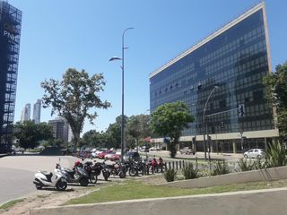 Av Luis Candido Carballo 183 - VENTA OFICINA CON COCHERA EN ROSARIO -