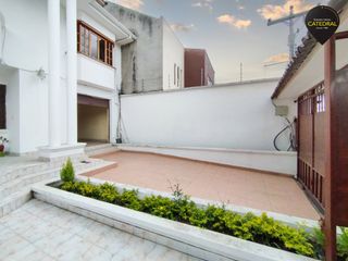 Villa Casa Edificio de venta en Misicata – código:20670