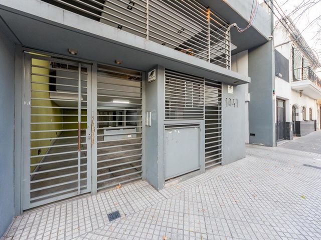 VENTA/PERMUTA - Departamento - 1 dormitorio con balcón y cochera doble - Echesortu, Rosario.