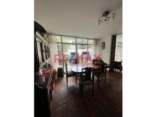 Foto 3 de ¡Gran oportunidad de compra en el corazón de Miraflores, Urbanización Los Tulipanes!

Les presentamos esta excelente casa en venta, ubicada en la re