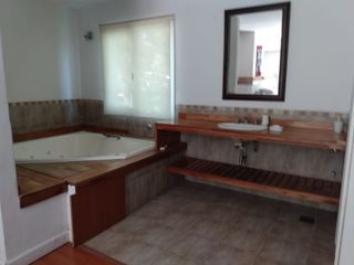 Foto 10 de Casa con pileta , Bosque Peralta Ramos
