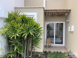 Foto 20 de MODERNA CASA EN VENTA CON 6 DORMITORIOS CON PISCINA EN PARACAS