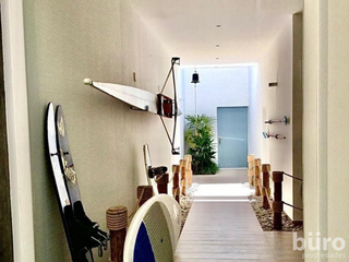 Foto 19 de MODERNA CASA EN VENTA CON 6 DORMITORIOS CON PISCINA EN PARACAS