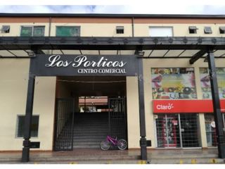 Bogota vendo local en suba centro comercial los porticos 37.77 mts