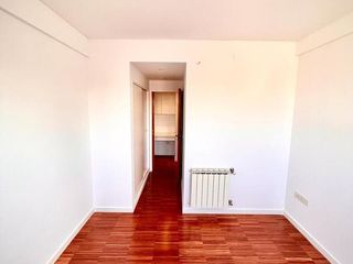 Departamento en venta - 2 dormitorios 1 baño - 1 Cochera - 88mts2 - La Plata