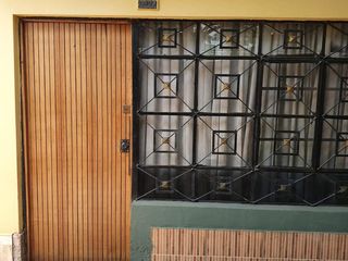 Foto 1 de Se Vende Casa De 4 Pisos Urb. Palao S.M.P.