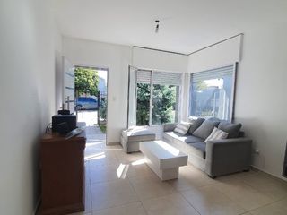 Foto 2 de Casa B° Pacífico 9 de julio 800