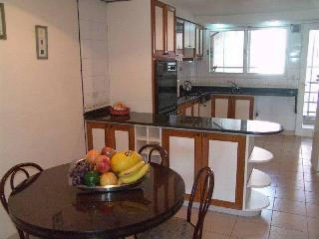 Venta - Departamento - Recoleta - Retiro - 192 m2  - 3 dormitorios -1 cochera - ALTO