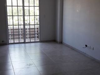 Foto 4 de Departamento en venta en Ramos Mejia Sur