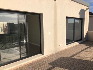Foto 10 de Casa en venta en Harás Santa María!