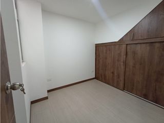 Apartamento duplex en venta en Bello Cabañitas