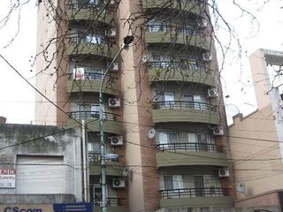 Foto 1 de Departamento en venta en Quilmes Centro