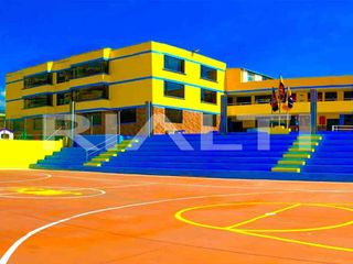 Unidad Educativa en Venta en Bellavista con Cancha de Basket y Áreas Verdes