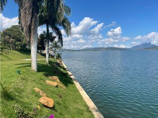Hermosa Finca en Venta Ubicada en El Lago Calima - Valle del Cauca