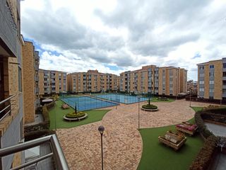 En Renta  Apartamento En  Edificio Residencial Atardeceres, En El Encantador Sector De Pinares De Chía