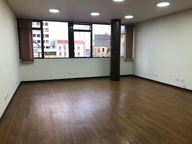 ARRIENDO de OFICINAS en MANIZALES