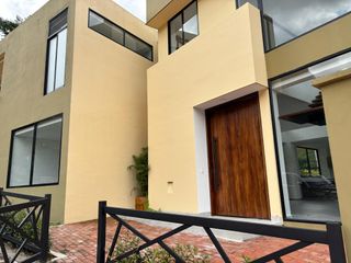 Foto 1 de casa condominio en venta en la vega. Cod V1093030