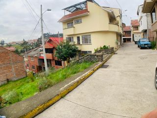 Terreno en venta ubciado en Miraflores, sector Yactahuasi