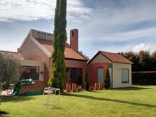 Foto 1 de Arriendo Casa Vía Guaymaral Chía De 278 M2 conjunto San Sebastián