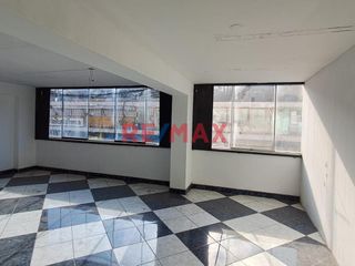 Foto 5 de Se vende oficina con una excelente ubicación estratégica en JR. AYACUCHO Nro. 582 OFICINA 102 A - SEGUNDO PISO - CERCADO TRUJILLO; una de las zonas má