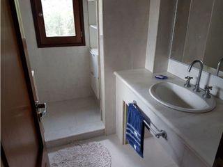 VENTA DE VIVIENDA EN POTRERILLO DE LARRETA - viv0220