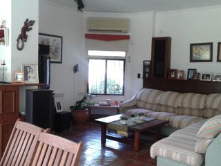 Foto 2 de Chalet en venta en Lomas de Zamora Oeste