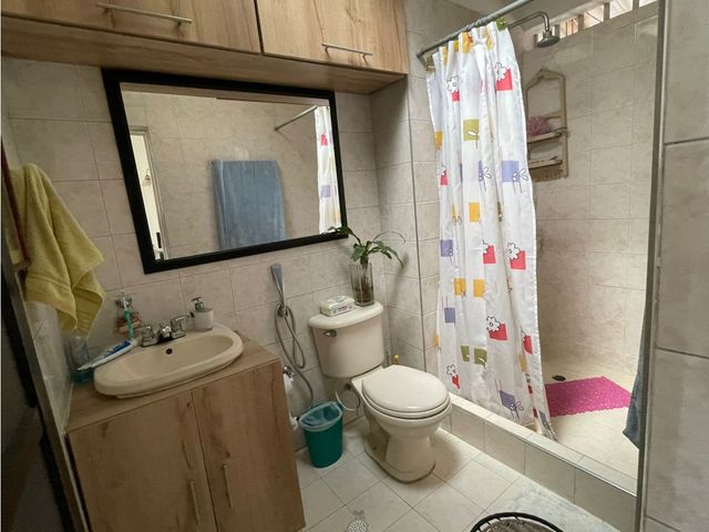 VENTA DE APARTAMENTO REMODELADO BARRIO LOS ALCAZARES CALI- VALLE