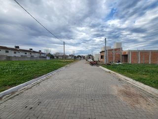 Venta Terreno c/escritura - Barrio cerrado 85bis y 116 - La Plata