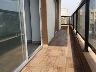 Foto 5 de DEPARTAMENTOS EN SEMI PISOS 3 AMB. AL FRENTE CON COCHERA