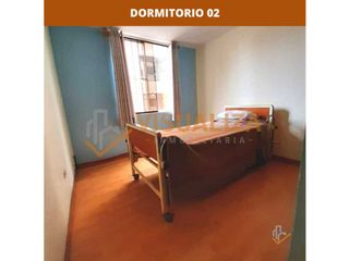 Foto 8 de VENDO LINDO DPTO 2DO PISO URB. PRIMAVERA, RESIDENCIAL / CÉNTRICO