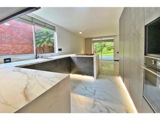 Beautiful and modern house in Envigado