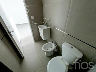 Venta Departamento de un dormitorio con balcón en Nuestra Señora De Lourdes en construccion