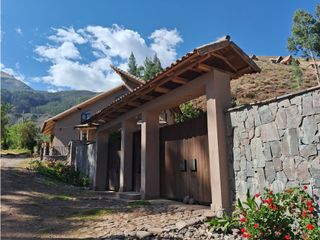 Foto 2 de VENDO CASA DE CAMPO 3248 M2 HUAYLLABAMBA URUBAMBA CUSCO PERU