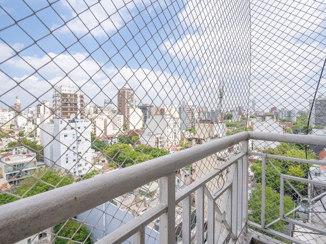 VENTA DEPTO 2AMB Piso11 BALCON & COCHERA en NUÑEZ