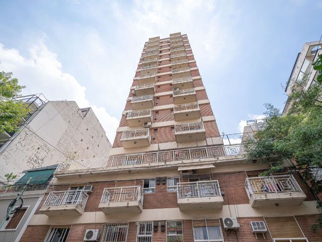 VENTA DEPTO 2AMB Piso11 BALCON & COCHERA en NUÑEZ