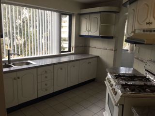Venta de departamento 2 habitaciones, Gaspar de Villarroel, piso alto. $95.000