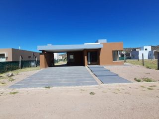 Foto 2 de VENTA DE CASA EN Juana Koslay